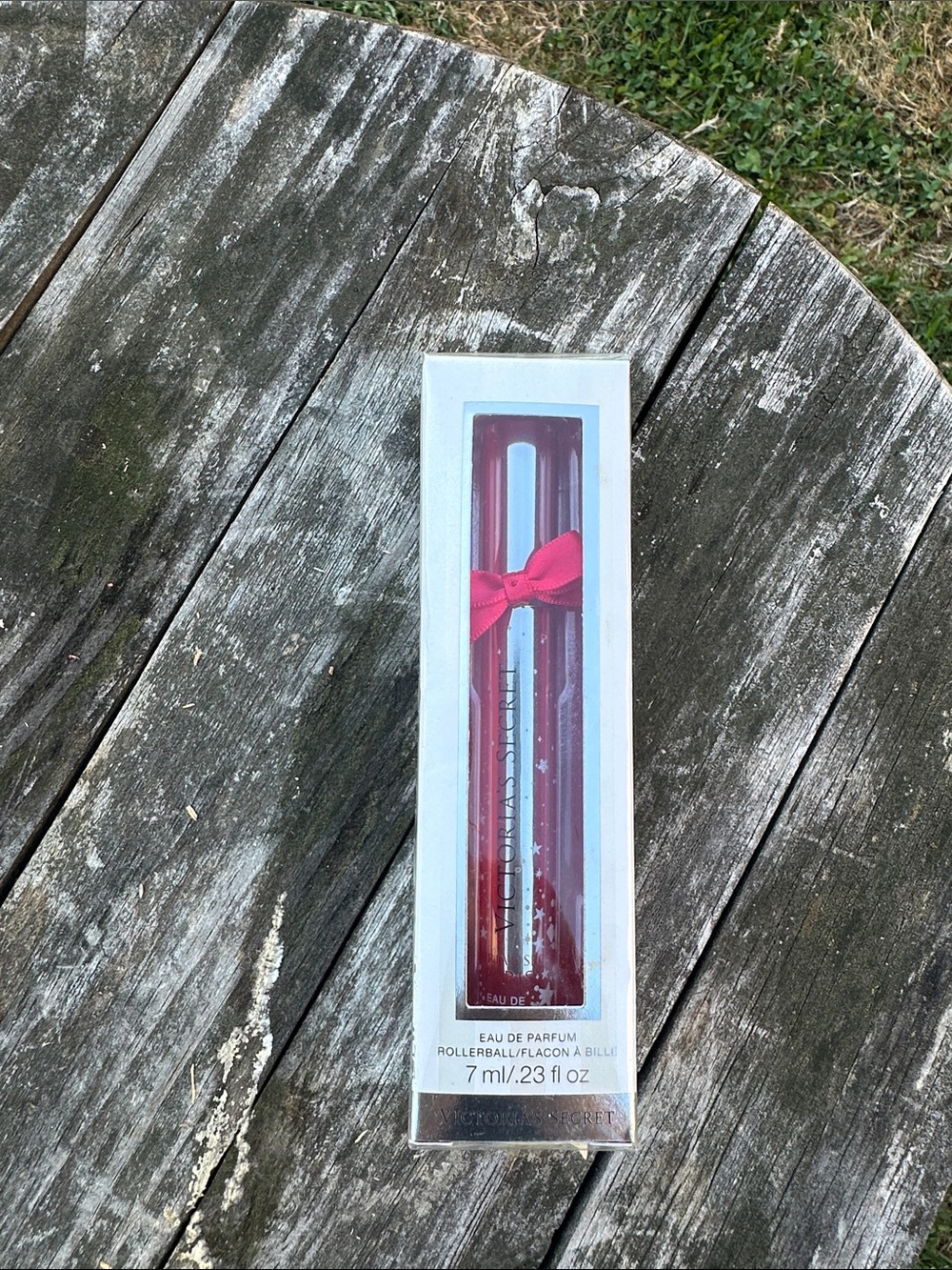 Victoria's Secret bombshell Paris Rollerball Perfume new with tags